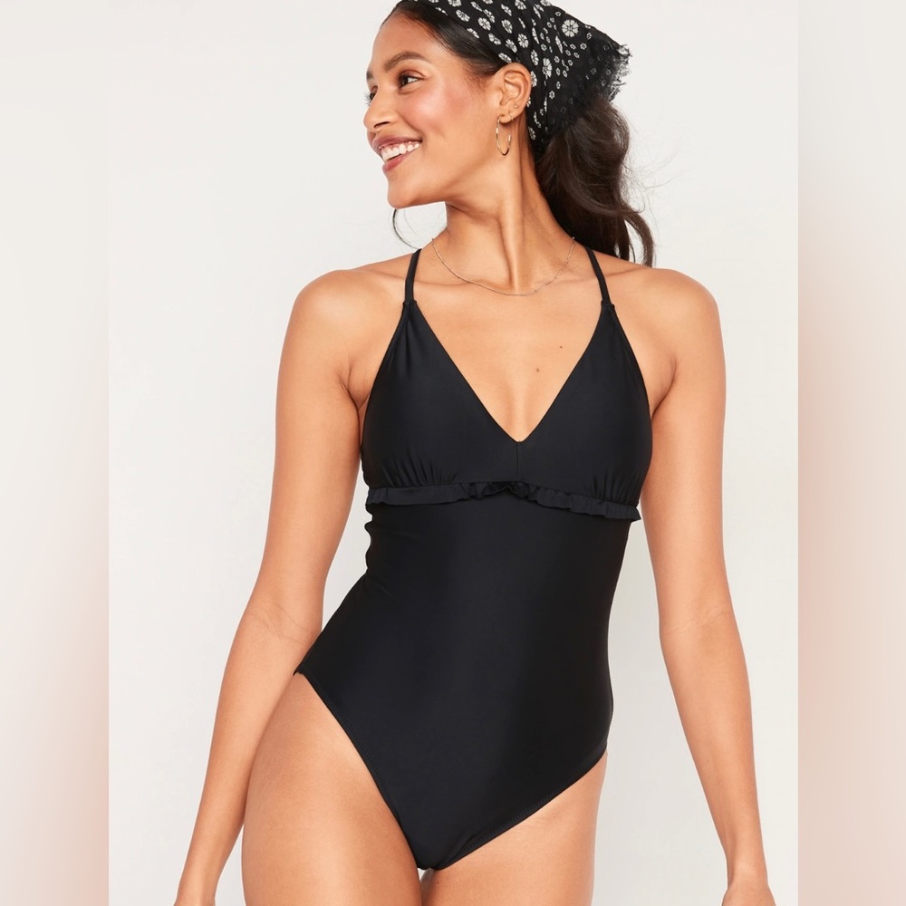NWT Old Navy Black Swimsuit Size XL